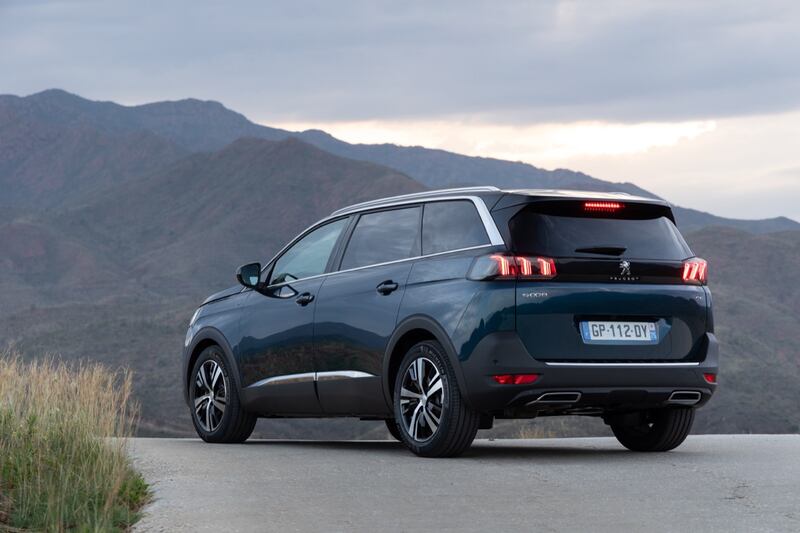 Peugeot 3008 Hybrid 136: la gallery  14