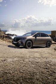 Mercedes-Benz EQE SUV, guarda la gallery 5