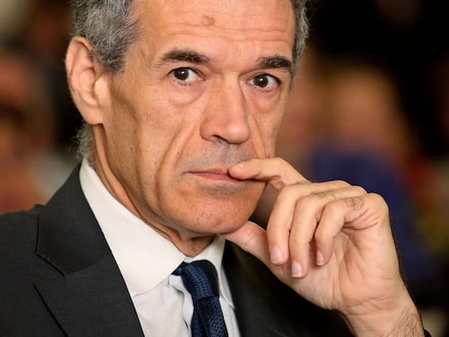Si tratta sui ministri politici. E il Pd prenota tre poltrone