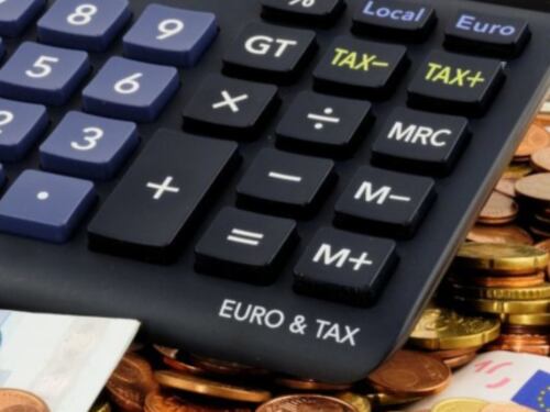 Tasse, gli italiani soffocati dalla pressione fiscale