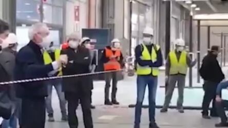 Il discorso epico di Bertolaso agli operai: "A lavoro, sono stato chiaro?"