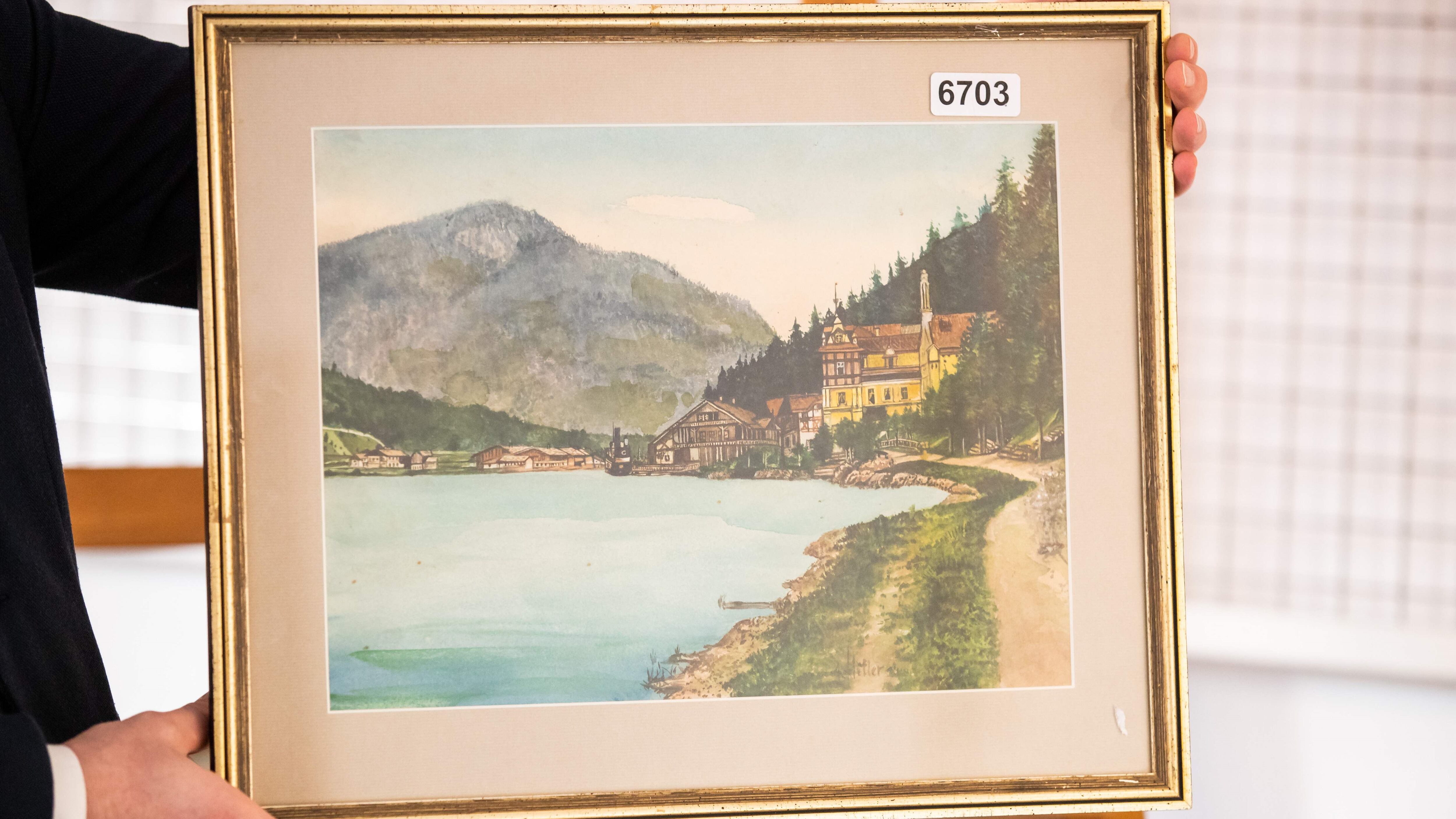 All'asta il pittore Adolf Hitler ma nessuno vuole le sue tele