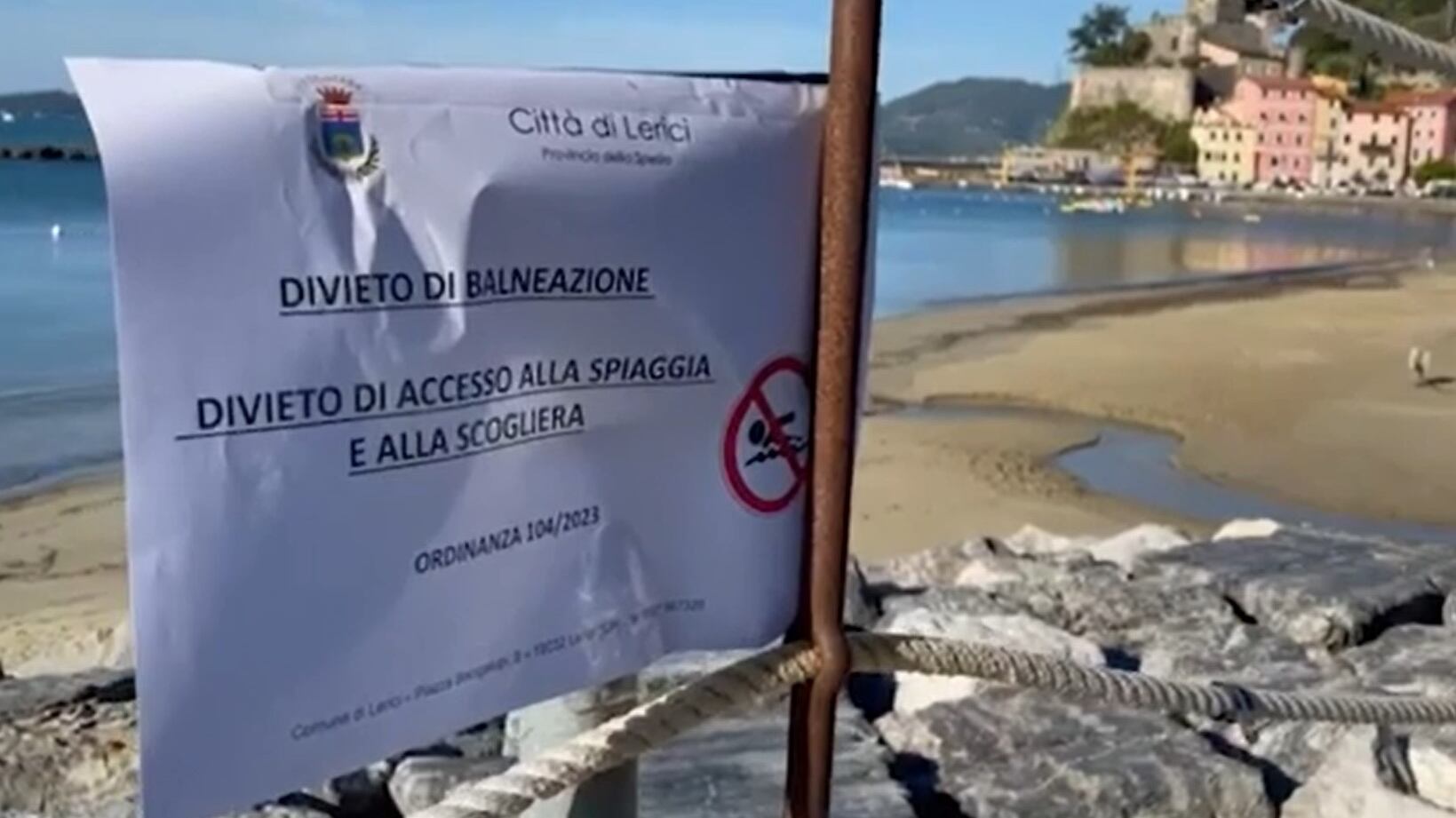 Spiagge chiuse nello spezzino, 70 bambini con la gastroenterite: cosa succede