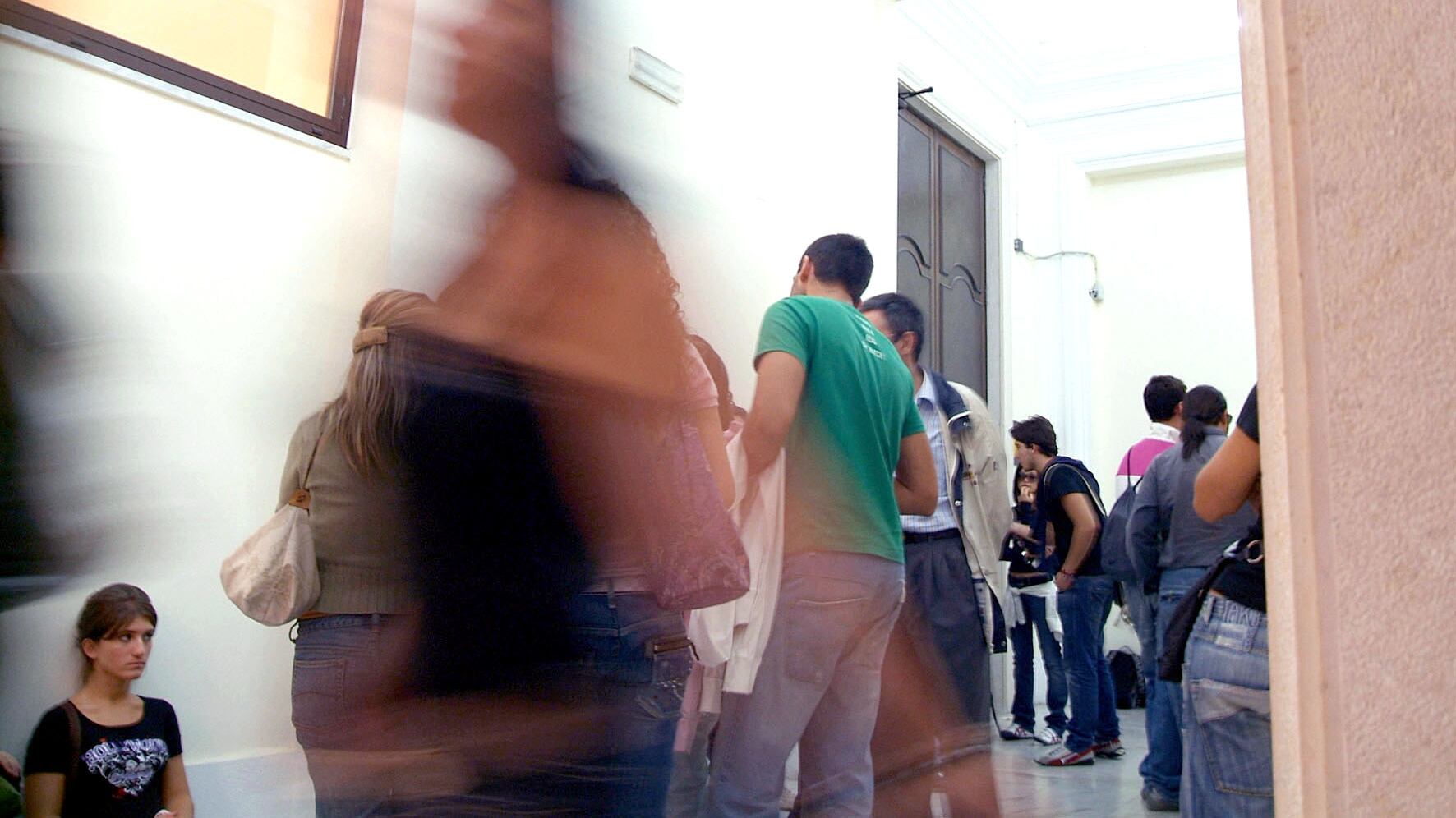 Follia woke a Bari: all'Università spunta l'elenco delle parole proibite