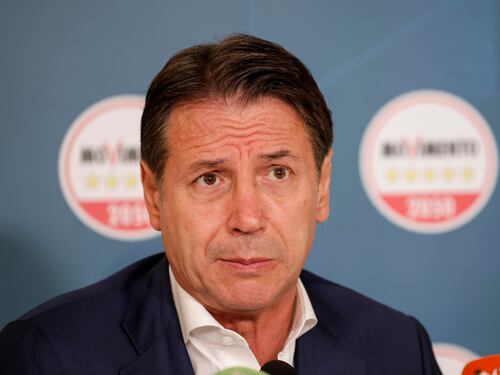 I 5s a mezzo punto dal Pd. Conte si prende la sinistra