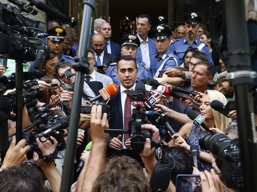 A Taranto la doppia verità dei grillini sull'Ilva