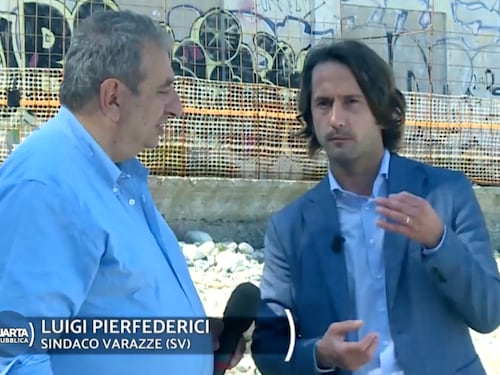 Caso Toti, quello che non torna. Il sindaco: "Mai avute pressioni sulla spiaggia"