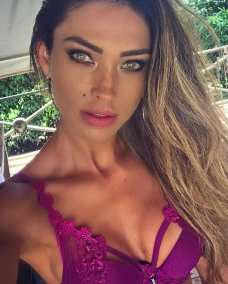Izabel Goulart, Katy Perry e Diana Villas Boas:le star sexy del salto della corda 2