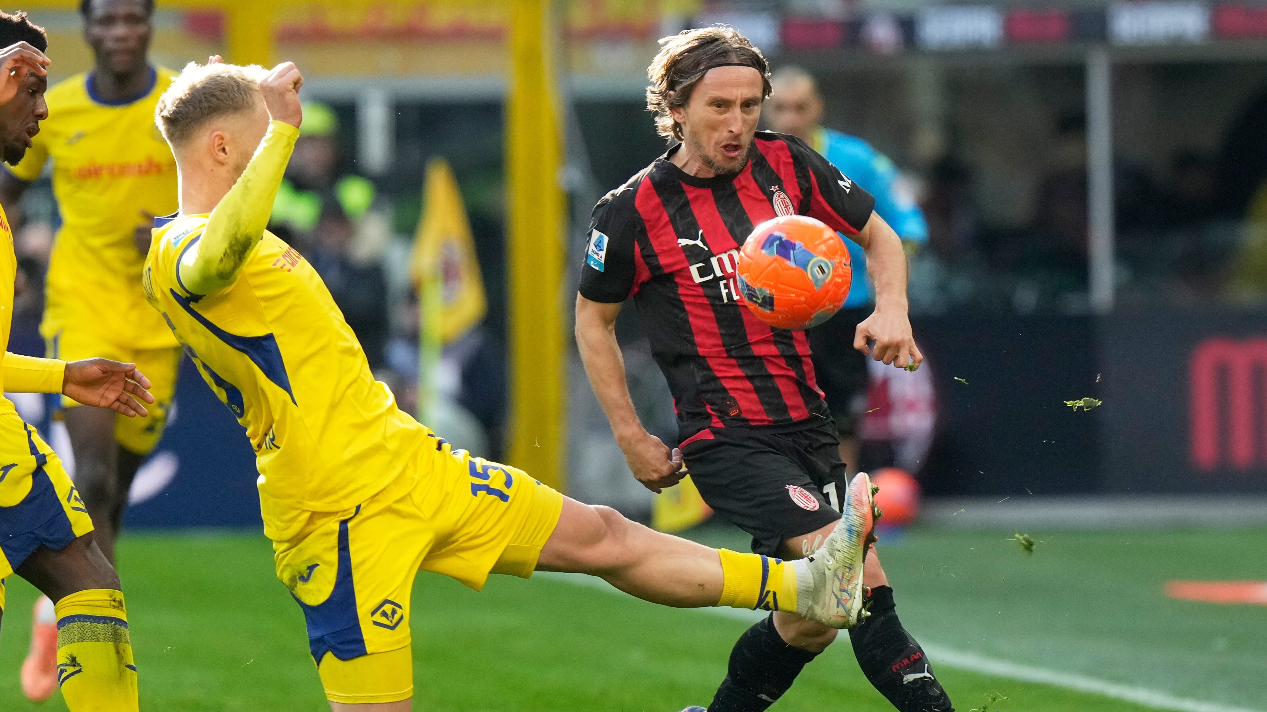 Serie A, addio al pallone arancione, ecco perché