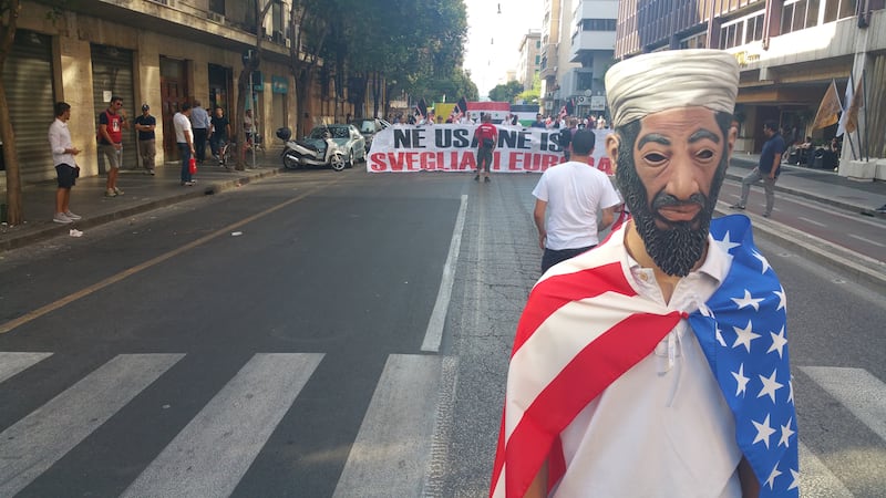 Il corteo di Forza Nuova contro l'Isis e i suoi finanziatori 3