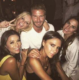 David Beckham, reunion delle Spice Girls per il compleanno 10
