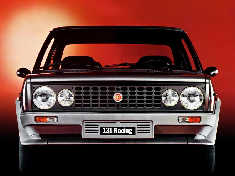Fiat 131: guarda la gallery 23