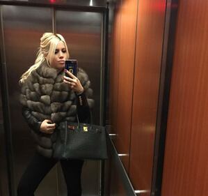 Wanda Nara: la scollatura è hot 8