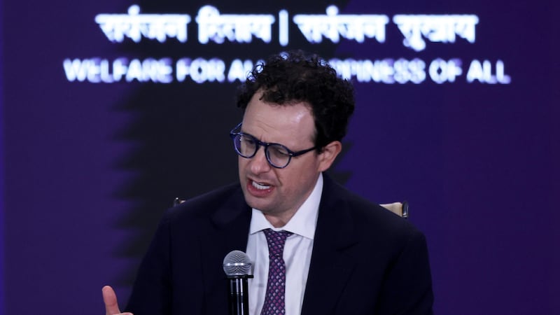 “Rallentare lo sviluppo dei modelli Ai”. L’allarme del Ceo di Anthropic accolto da Musk e dal Ceo di OpenAi