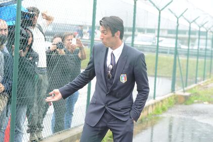 La Nazionale in Italia: in aeroporto non c'è nessuno 7