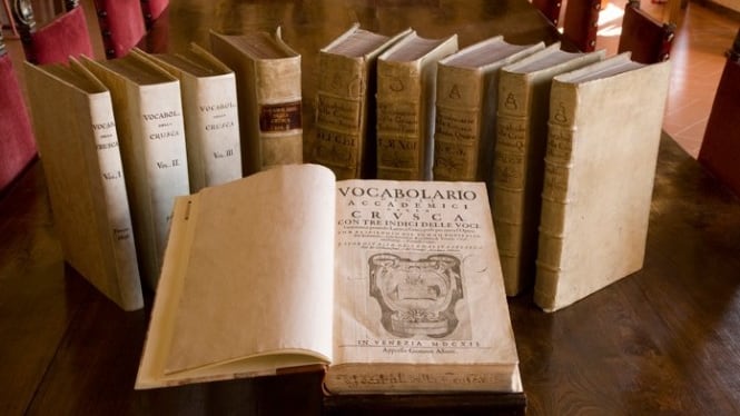 L'allarme dell'Accademia della Crusca: "Lingua italiana a rischio"