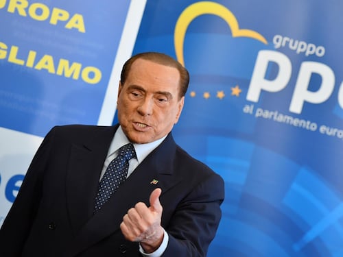Berlusconi: "Vedo una grande carenza di leader politici"