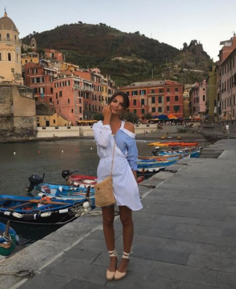 Emily Ratajkowski e la sua estate bollente in Italia 8