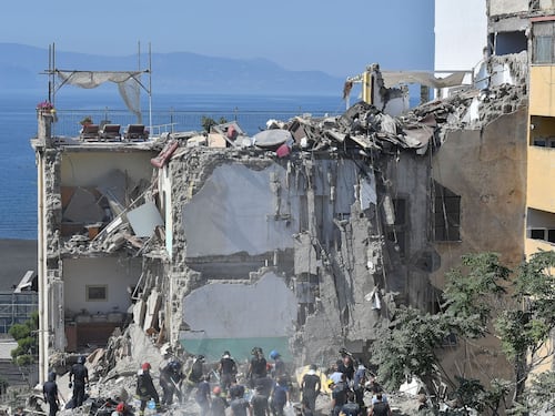 Crollo palazzina Torre Annunziata: trovata l'ottava vittima