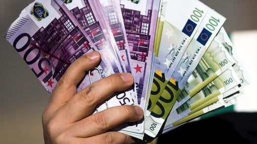 Così i mafiosi prendevano il contributo Covid