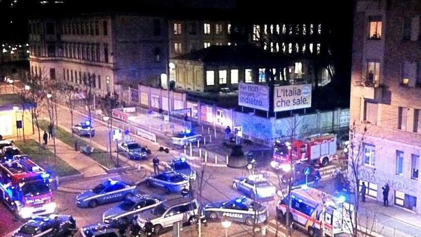 Spara in un garage e si barrica Conflitto a fuoco con la polizia