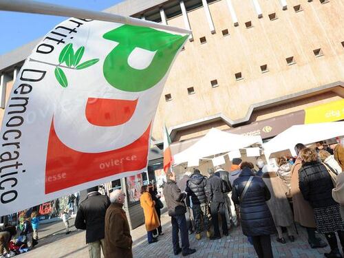 Campania, Pd nel caos: al via le primarie al veleno