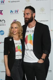 Kylie Minogue sexy per un calendario 18