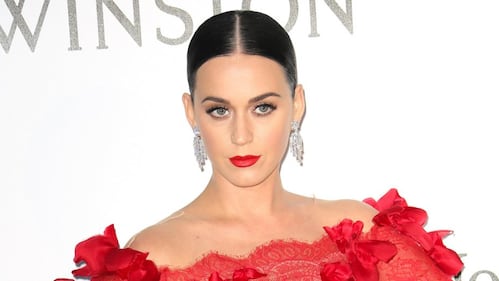 Katy Perry sexy in spiaggia  19