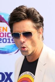 Le star dal red carpet dei Teen Choice Awards 2019  2