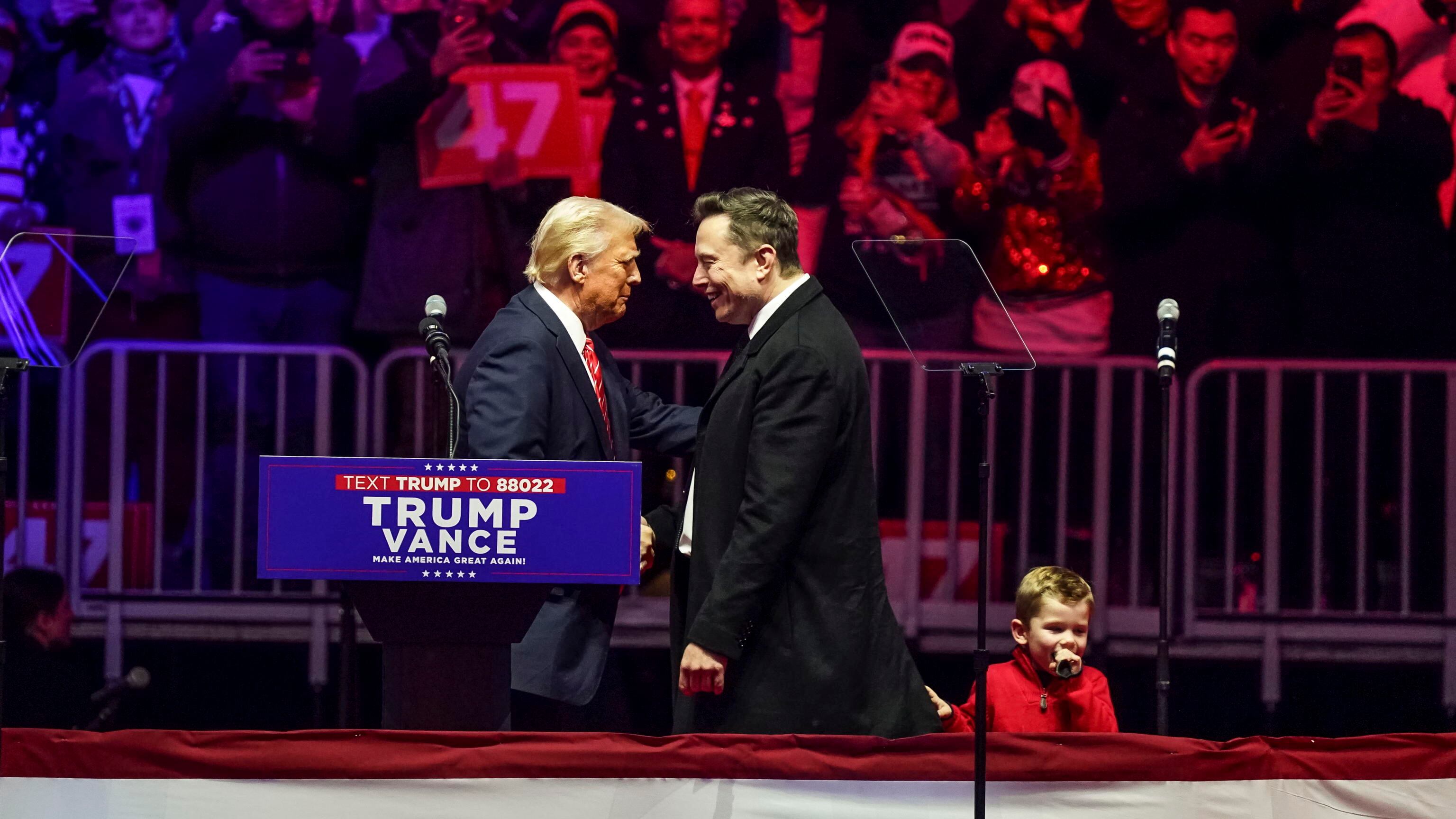 Usa, 100 miliardi per l'intelligenza artificiale. Ma Musk non è d'accordo con l'amico Donald