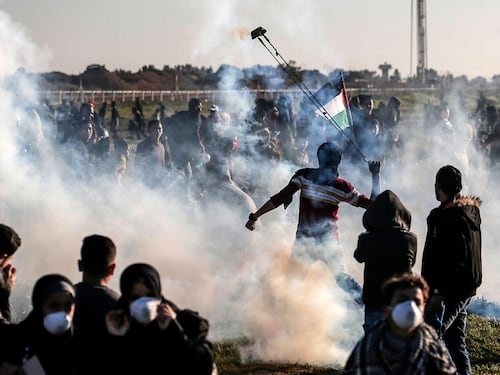 La popolazione protesta a Gaza. Ora trema il governo di Hamas