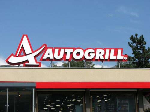 Coronavirus, Boccia: "Autogrill aperti per i camionisti, Paese già al minimo"