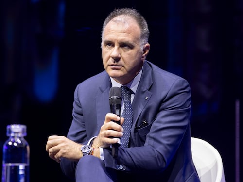 Gli industriali premono sul governo. "Serve più coraggio nelle misure"