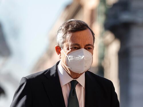 Crescono i "no" a Draghi: il Gruppo Misto si compatta
