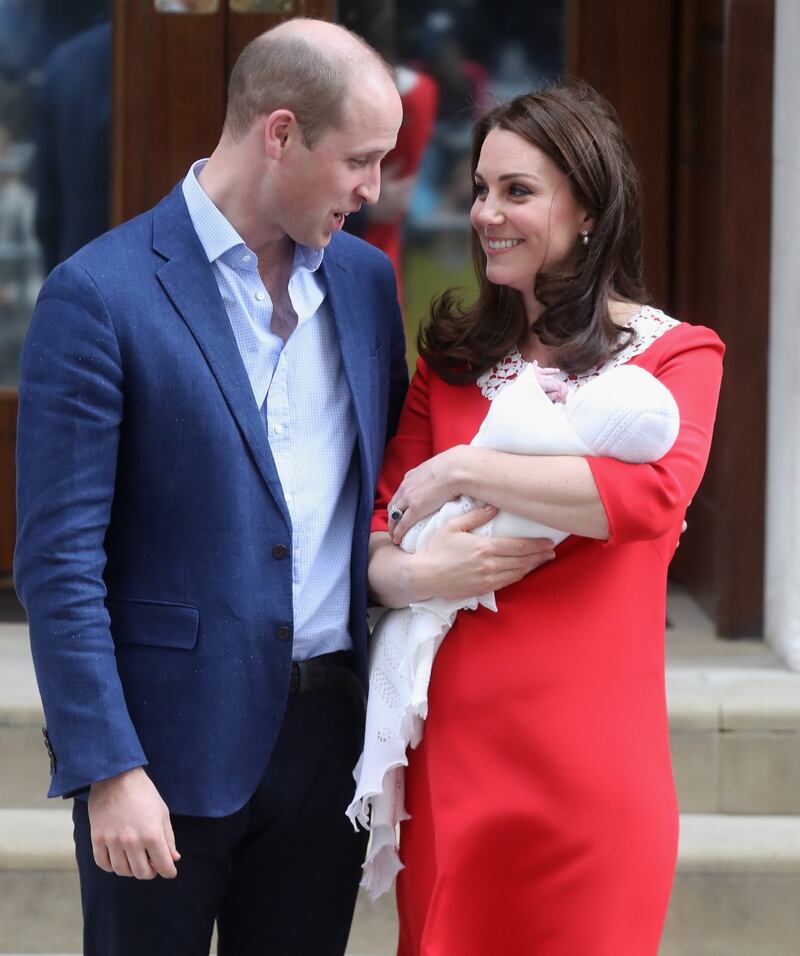 Kate Middleton e il Principe William col Royal Baby 4