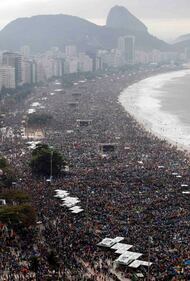 Copacabana, 3milioni per Papa Francesco 1
