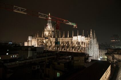 La bandiera dell'Urss su galleria Vittorio Emanuele 2