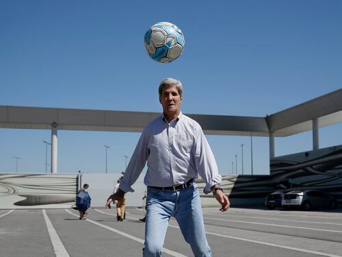 Anche Kerry gioca a calcio