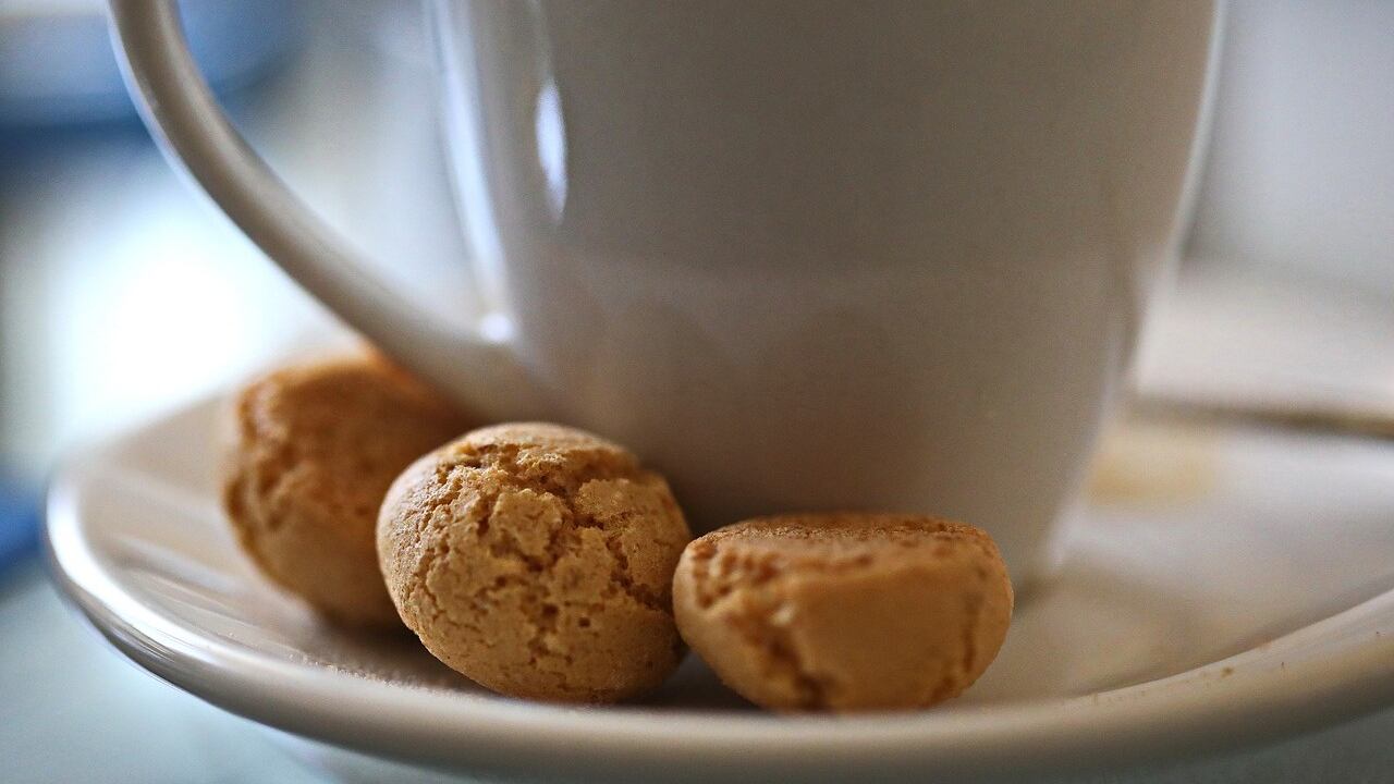 Saronno, la storia e le tradizioni degli amaretti