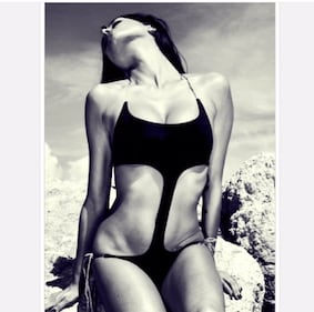 Cristina Buccino hot su instagram 8