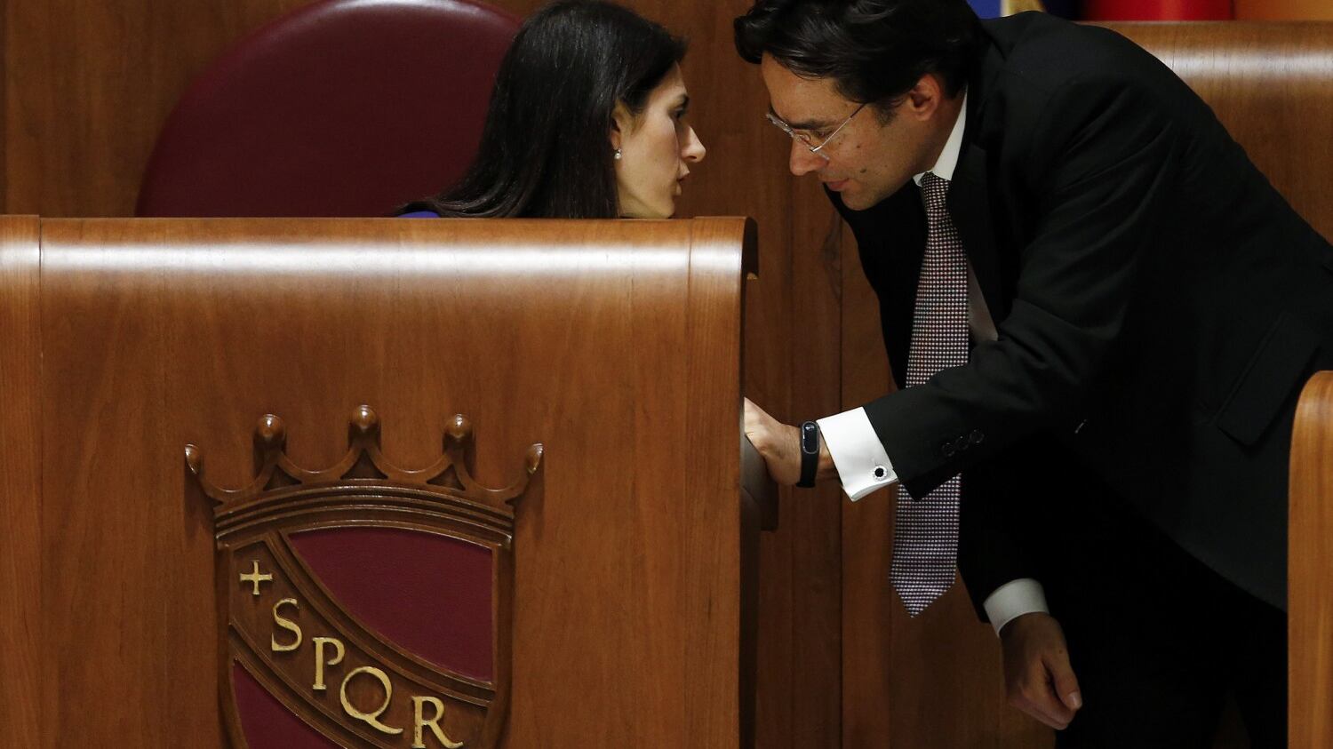 Raggi sempre più blindata. Grillo millanta "43 successi"