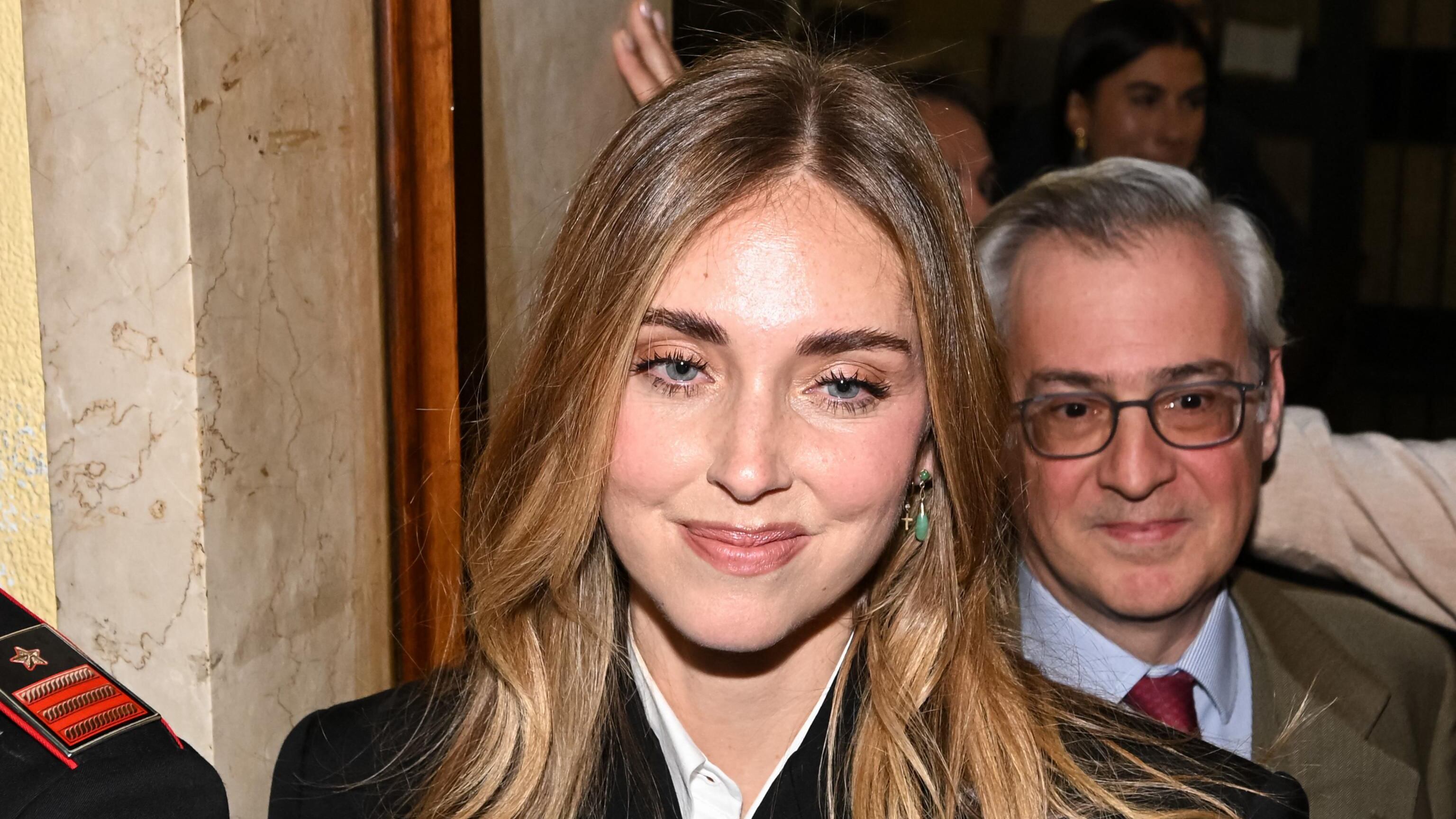 Il vero paradosso su Ferragni, il piccolo archivio di Schlein e Trump: quindi, oggi...