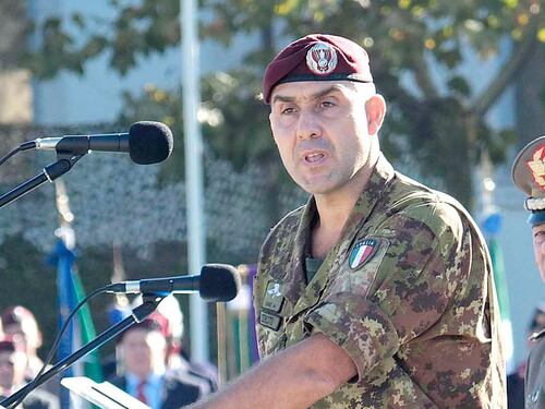 Vannacci, altro passo di lato. È giallo sul "suo" movimento