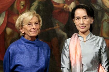 Grande accogliernza per Aung San Suu Kyi 3
