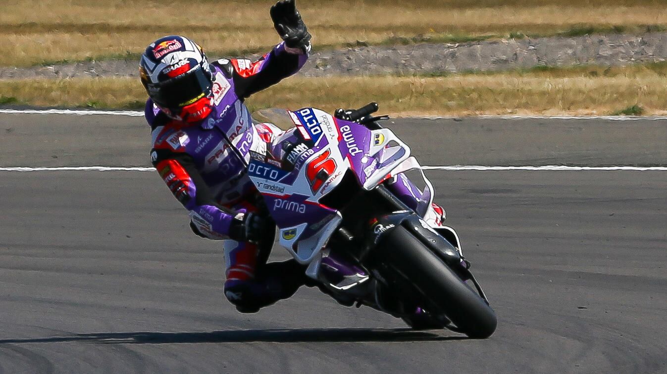 Nove moto nelle prime dieci. L'Italia fa la voce grossa