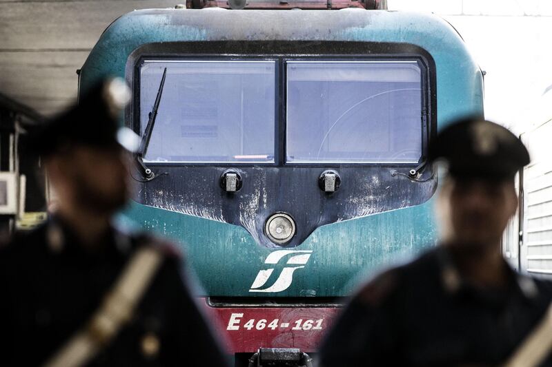 Controlli nelle stazioni per il Giubileo 2