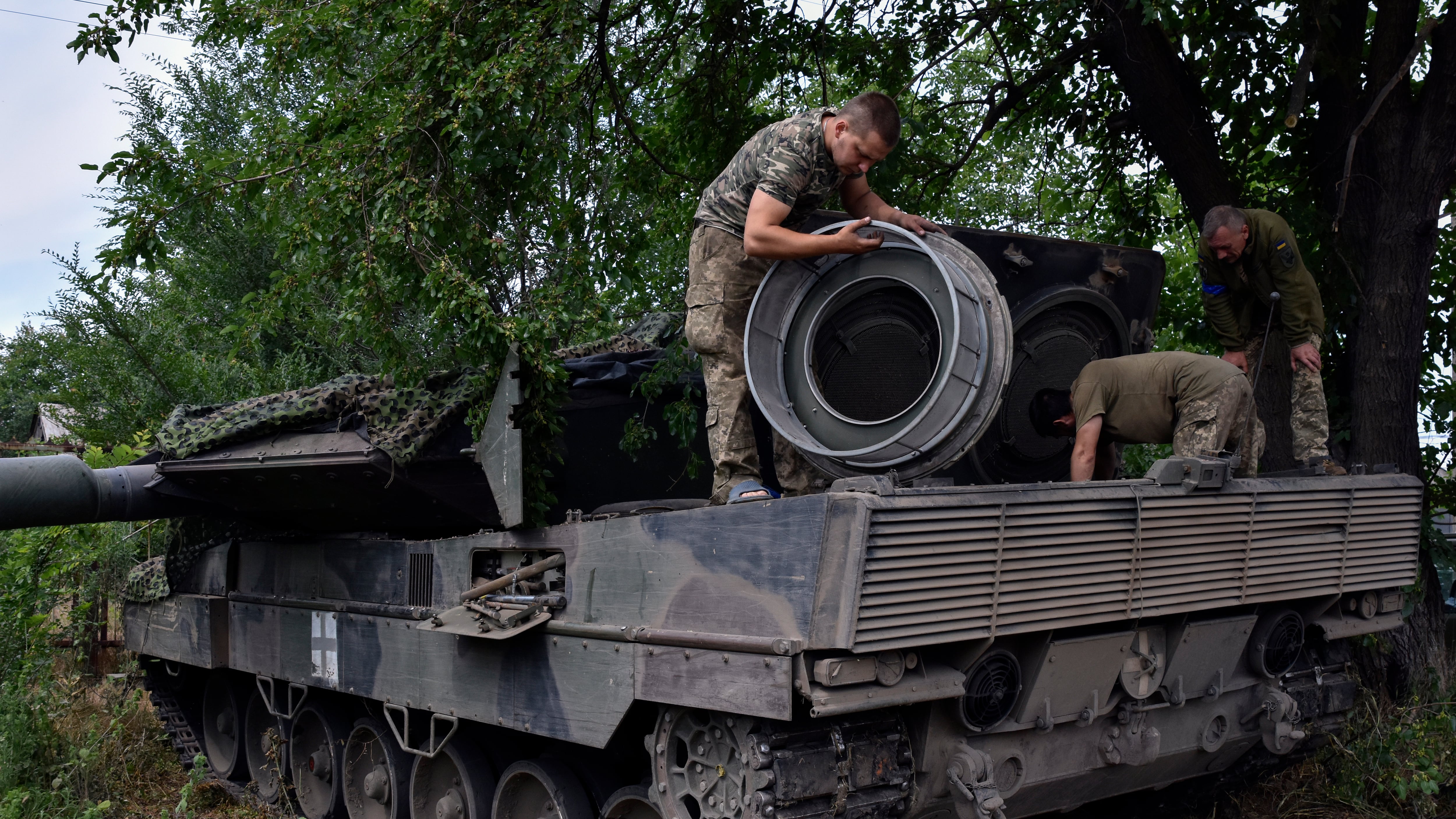 Il fallimento dei tank Leopard in Ucraina: perché i droni cambiano tutto