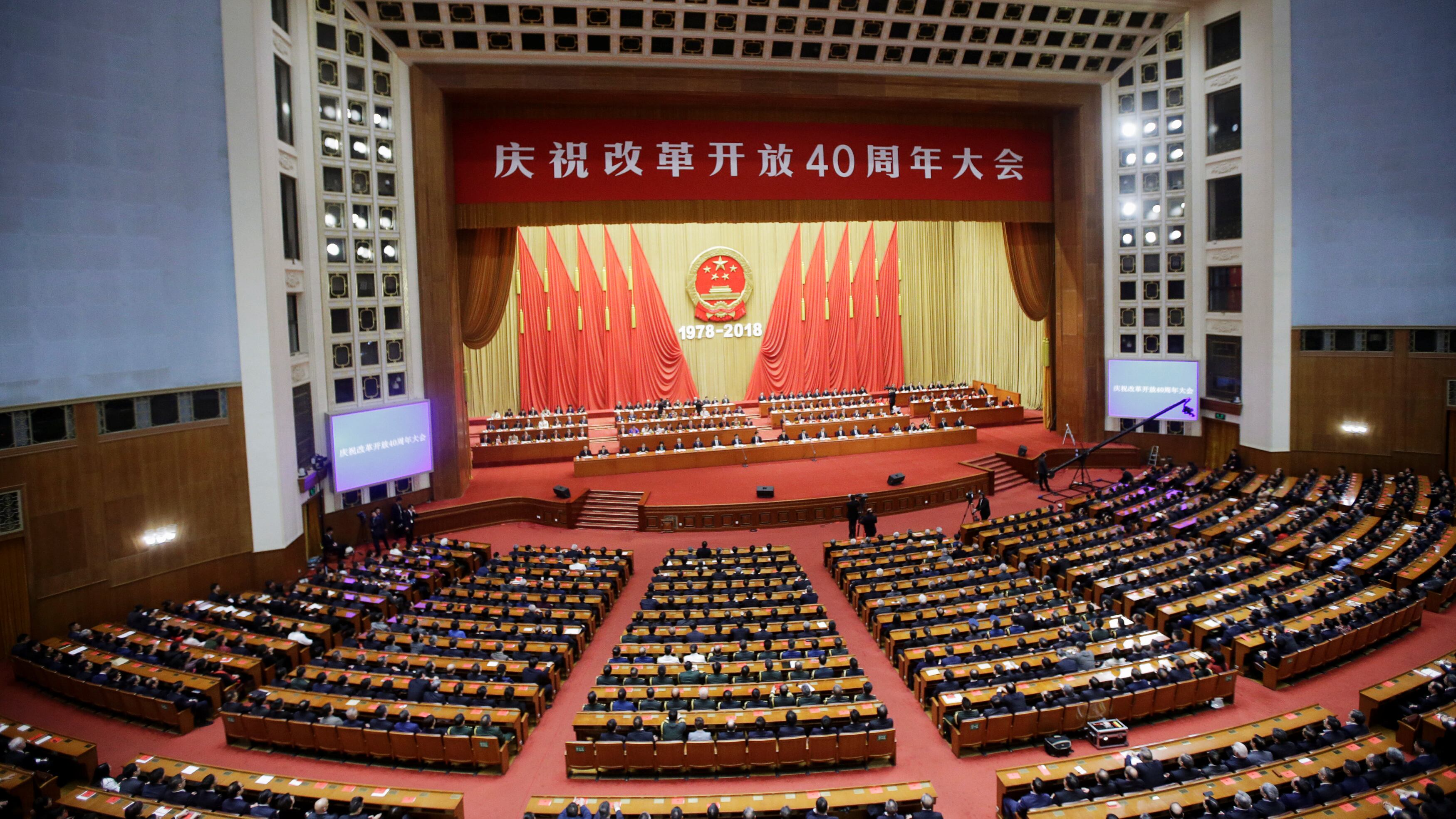 Gli Stati Uniti (e non solo) accusano la Cina: "Spiate decine di aziende e amministrazioni governative"