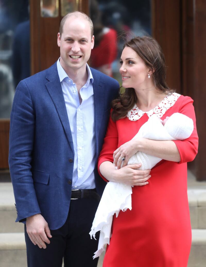 Kate Middleton raggiante dopo il parto 3