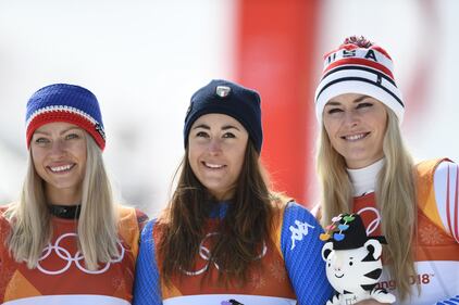 La Goggia vince l'oro nella discesa 8